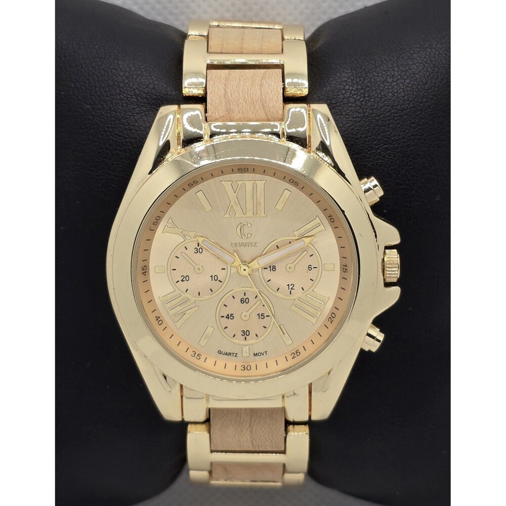 Women's Charming Charlie Boyfriend Gold Tone Roman Numerals Bracelet Watch 04